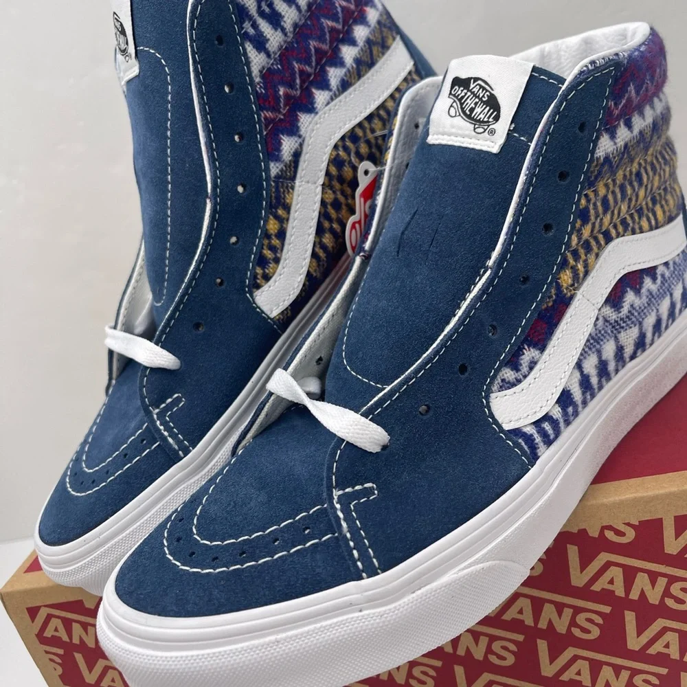 Vans WMNS Sk8-Hi
Fair Isle Biue/Multi Sneakers
VN0A705NBER - Picture 7 of 16